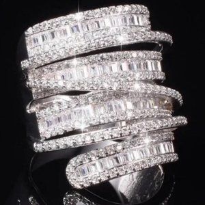 \\NEW\\6.4 CT 925 STERLING SILVER DIAMOND RING